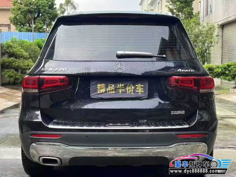 22年奔驰GLB轿车抵押车出售