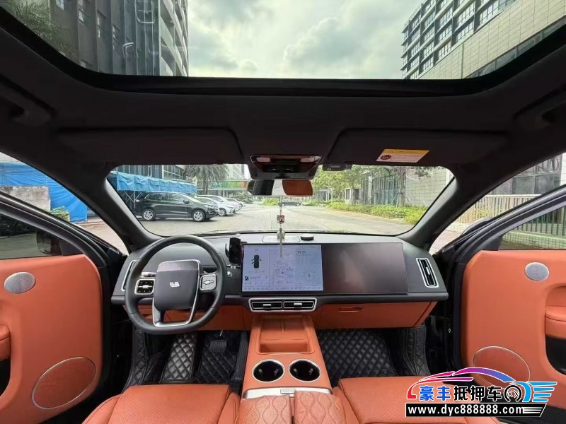 23年理想L8轿车抵押车出售