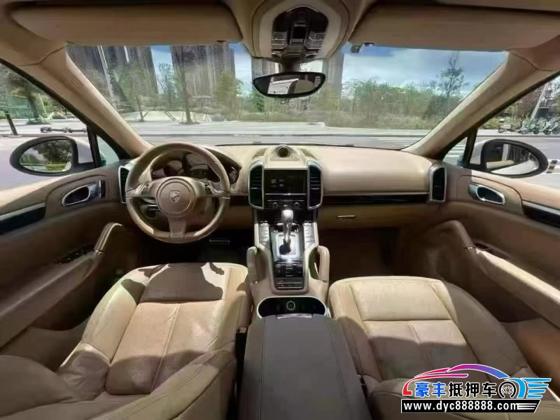 13年保时捷卡宴轿车抵押车出售