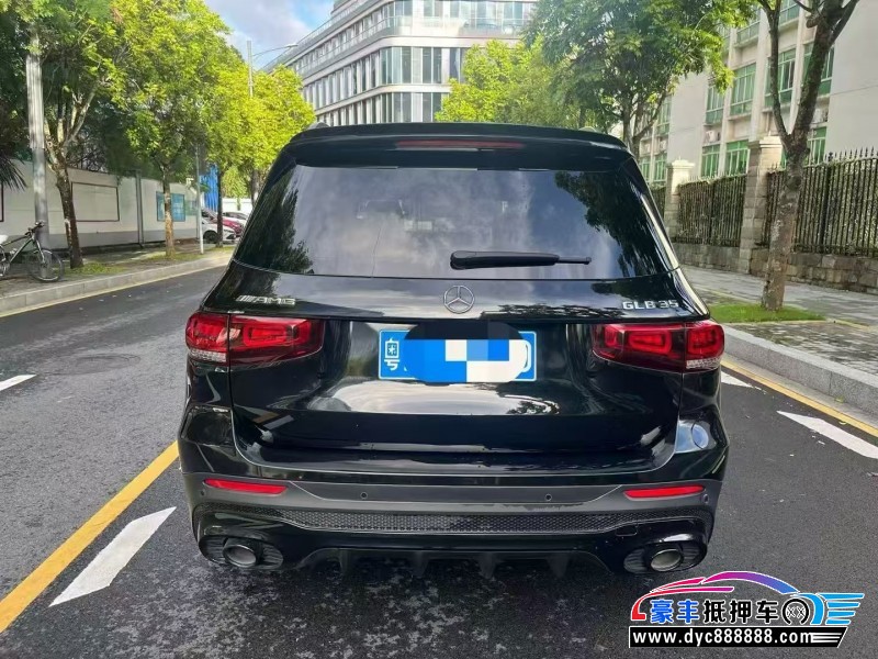 23年奔驰GLB轿车抵押车出售