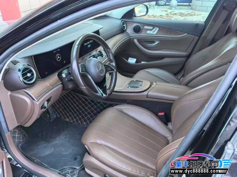 22年奔驰E轿车抵押车出售