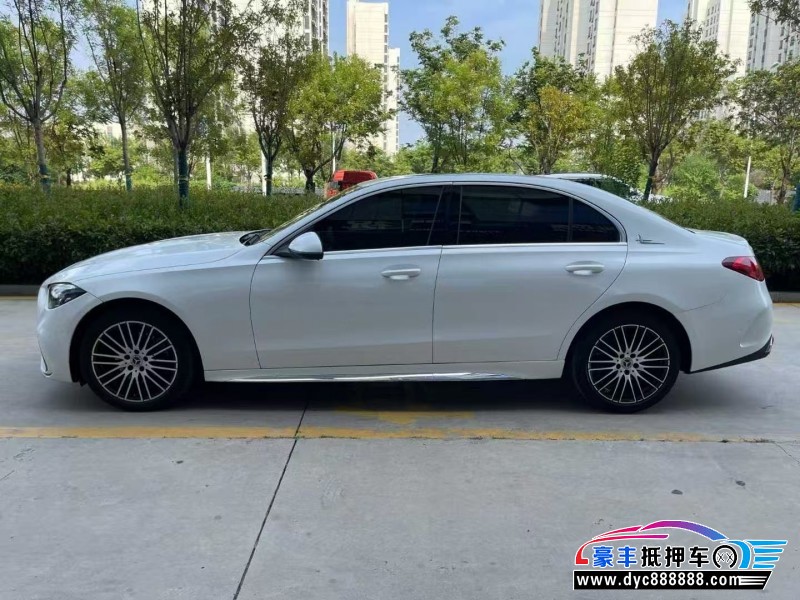 23年奔驰C轿车抵押车出售