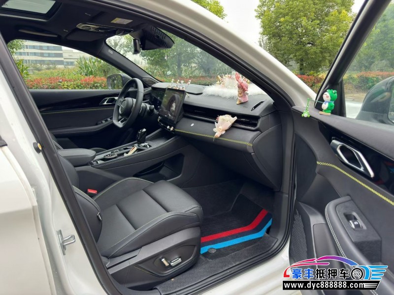 24年领克03轿车抵押车出售