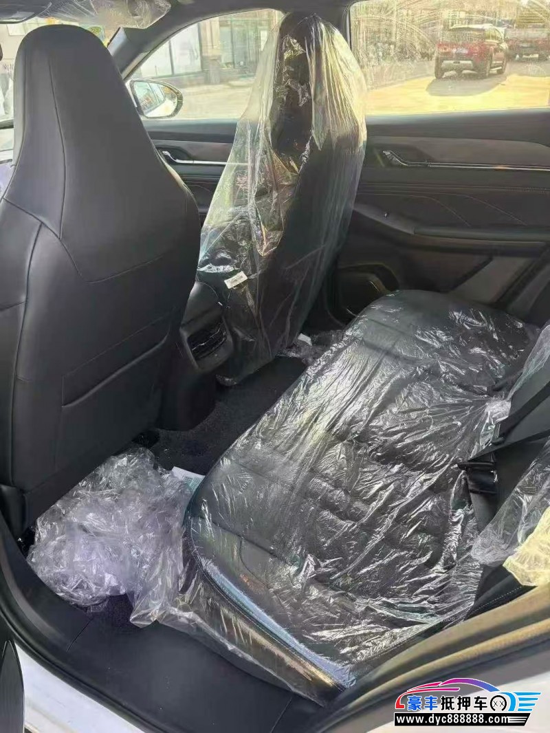 25年东风风神L7轿车抵押车出售