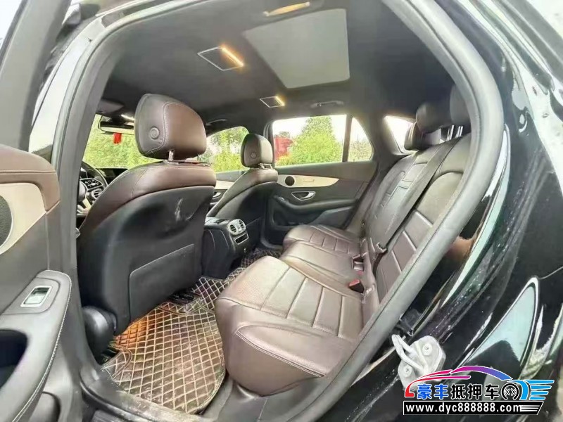 21年奔驰GLC轿车抵押车出售