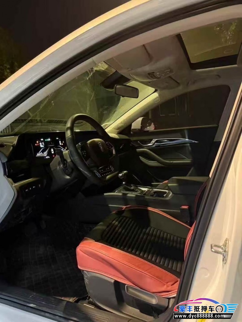 24年奔腾B70轿车抵押车出售