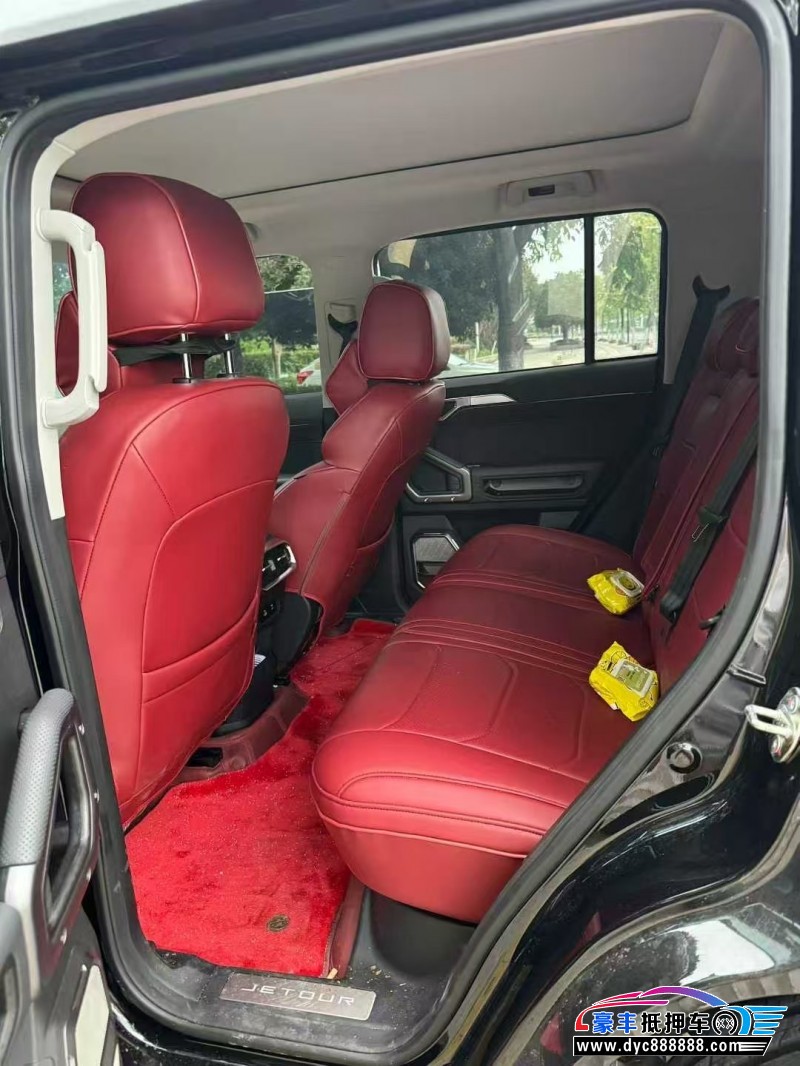 25年捷途旅行者轿车抵押车出售