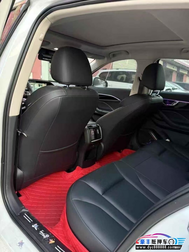 24年奔腾B70轿车抵押车出售