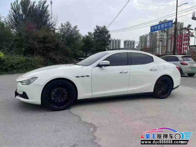 17年玛莎拉蒂Ghibli轿车抵押车出售