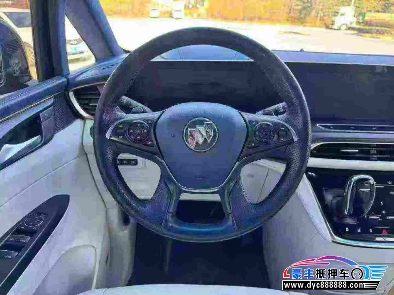 20年别克GL8轿车抵押车出售