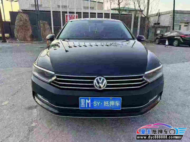 18年大众迈腾轿车抵押车出售