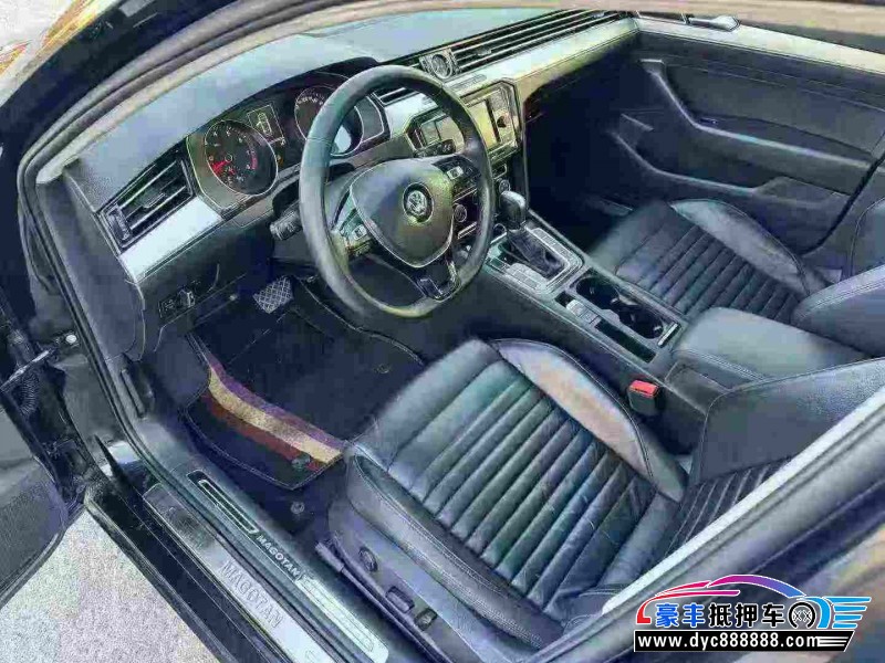 18年大众迈腾轿车抵押车出售