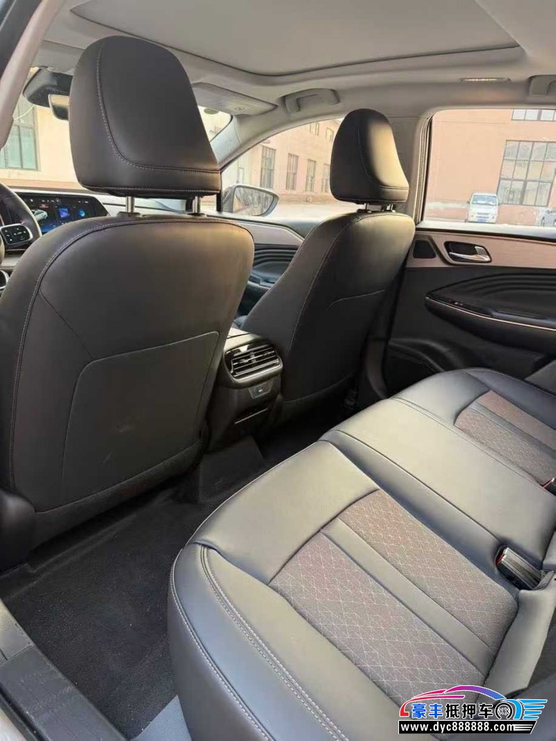 25年埃安魅S580轿车抵押车出售