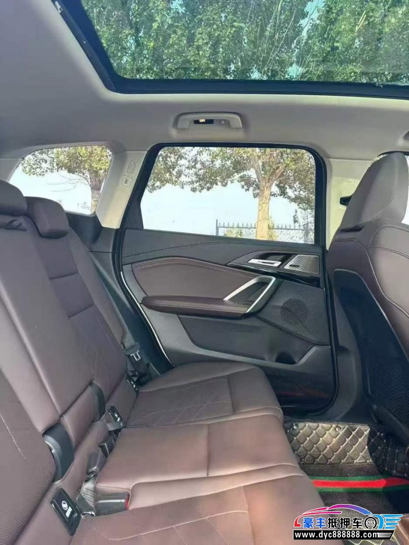 24年宝马X1轿车抵押车出售