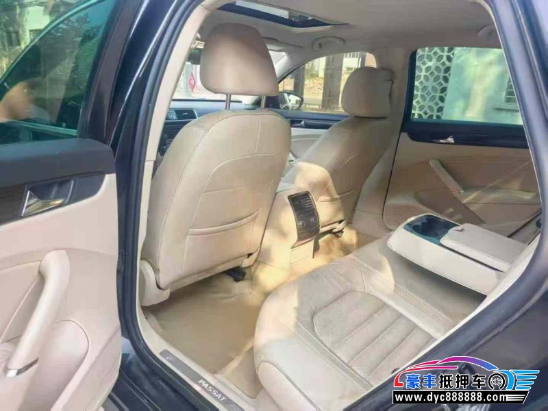 14年大众帕萨特轿车抵押车出售