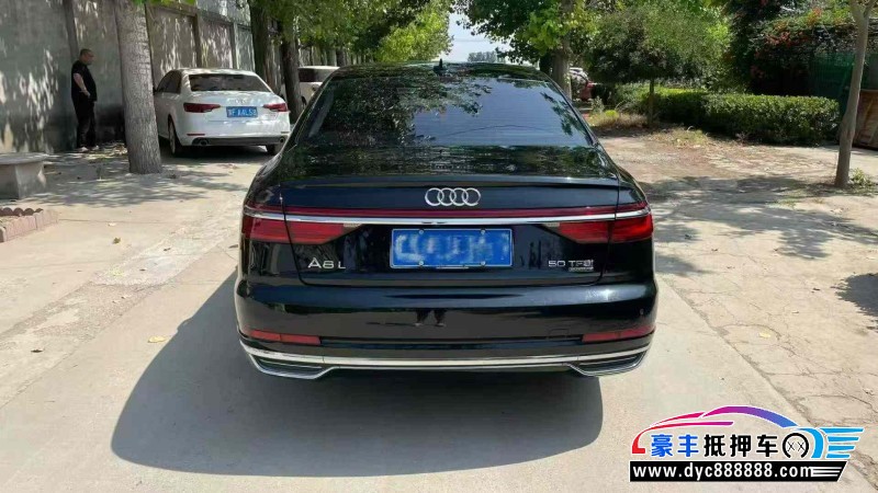 19年奥迪A8L轿车抵押车出售