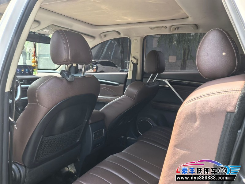 19年君马汽车S70轿车抵押车出售