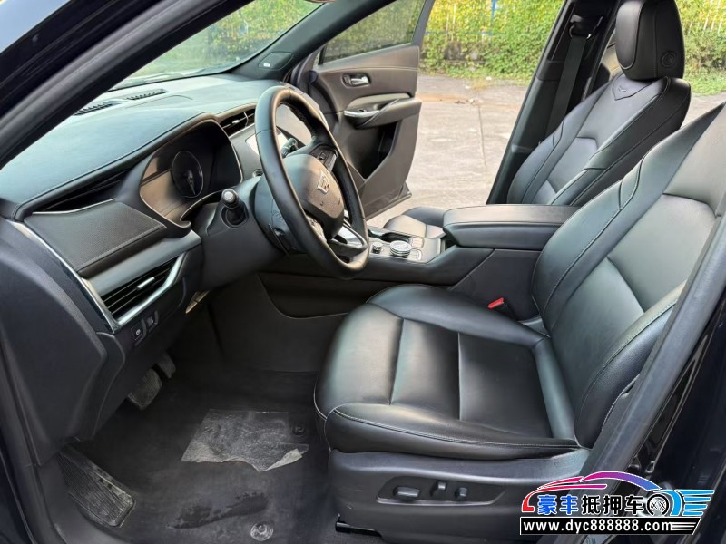 21年凯迪拉克XT4轿车抵押车出售