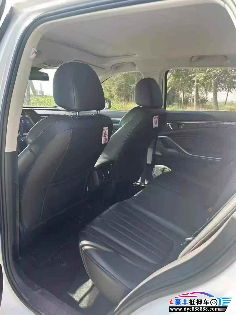 24年奔腾T55轿车抵押车出售