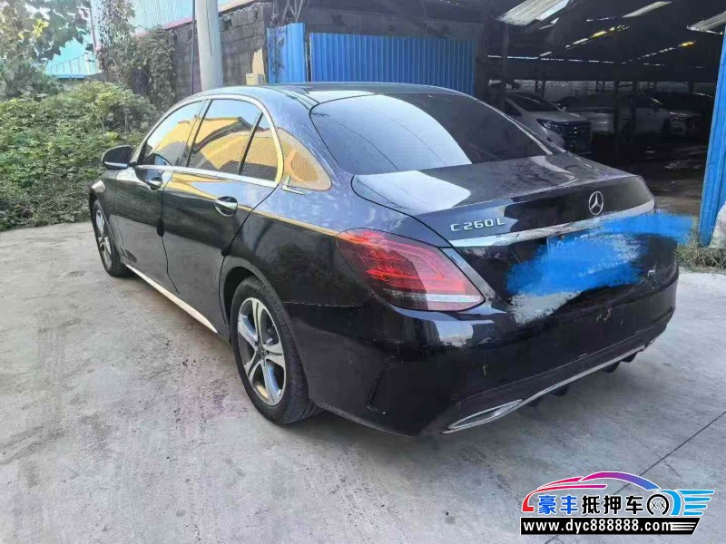 21年奔驰C轿车抵押车出售