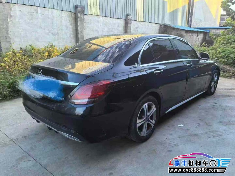 21年奔驰C轿车抵押车出售