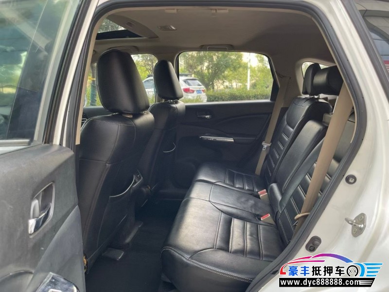 17年本田CR-V轿车抵押车出售