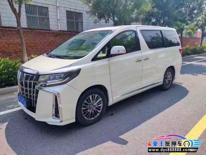 13年丰田埃尔法轿车抵押车出售