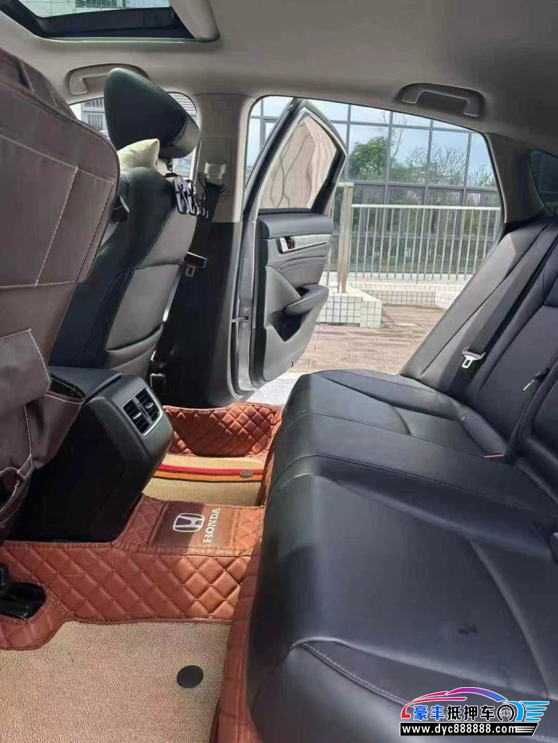 19年本田雅阁轿车抵押车出售