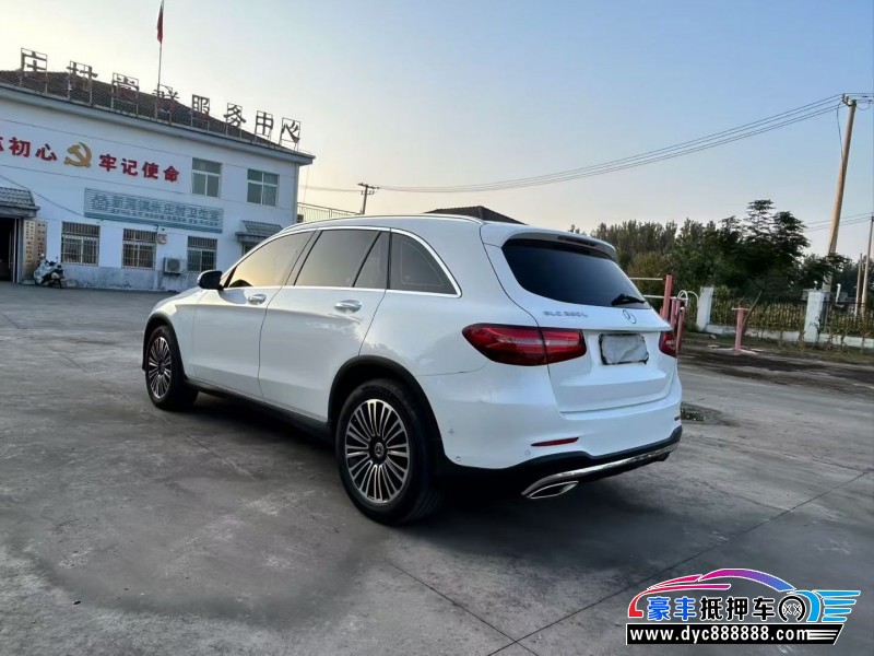 19年奔驰GLC轿车抵押车出售