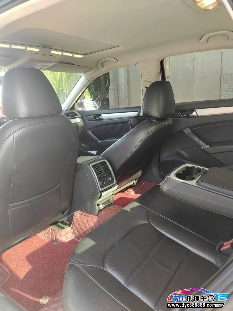 14年大众帕萨特轿车抵押车出售