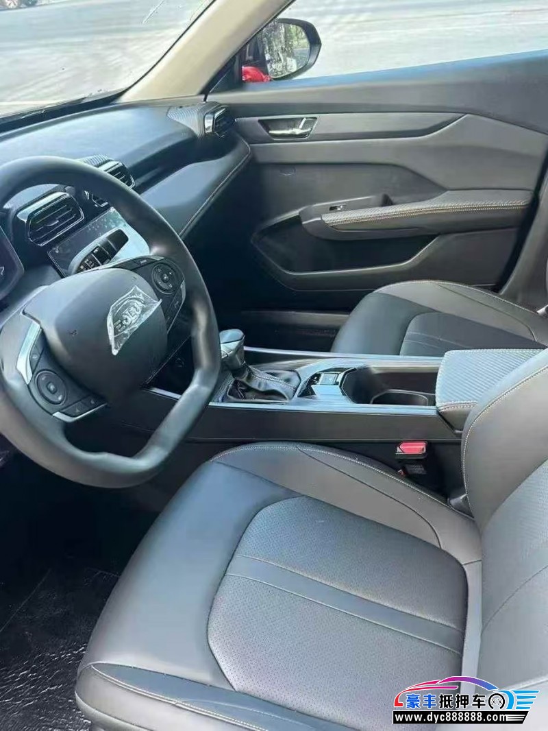 25年东风风神奕炫轿车抵押车出售