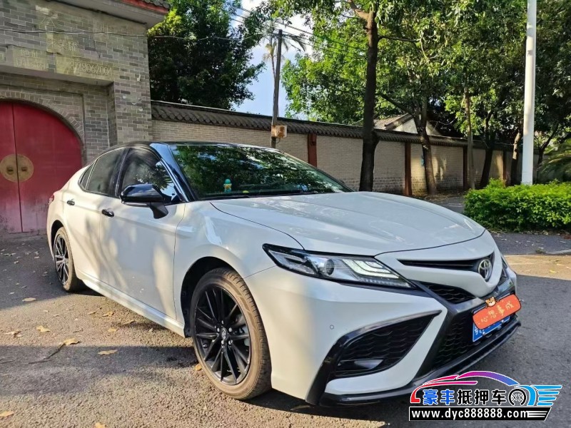 24年丰田凯美瑞轿车抵押车出售