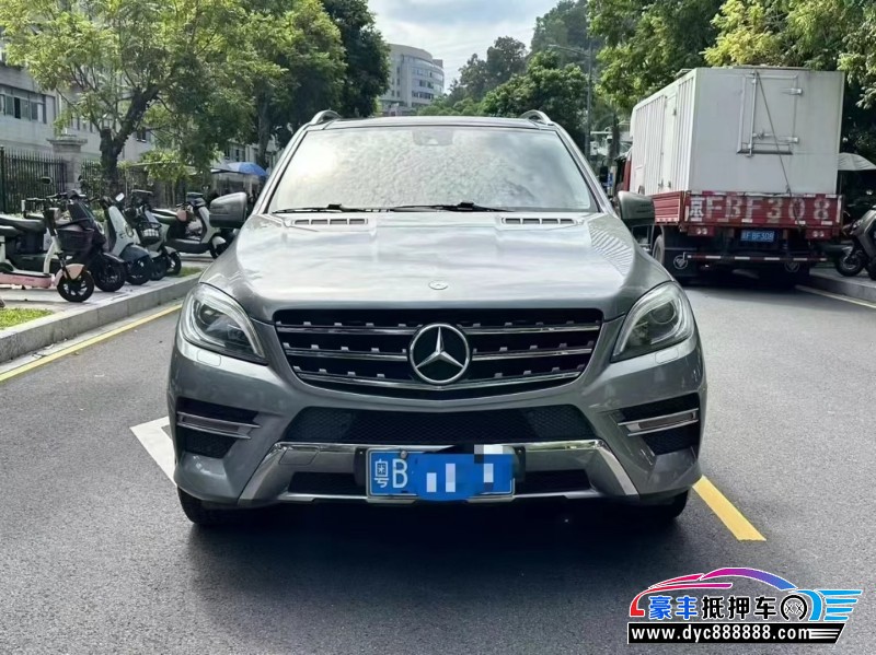 14年奔驰ML轿车抵押车出售