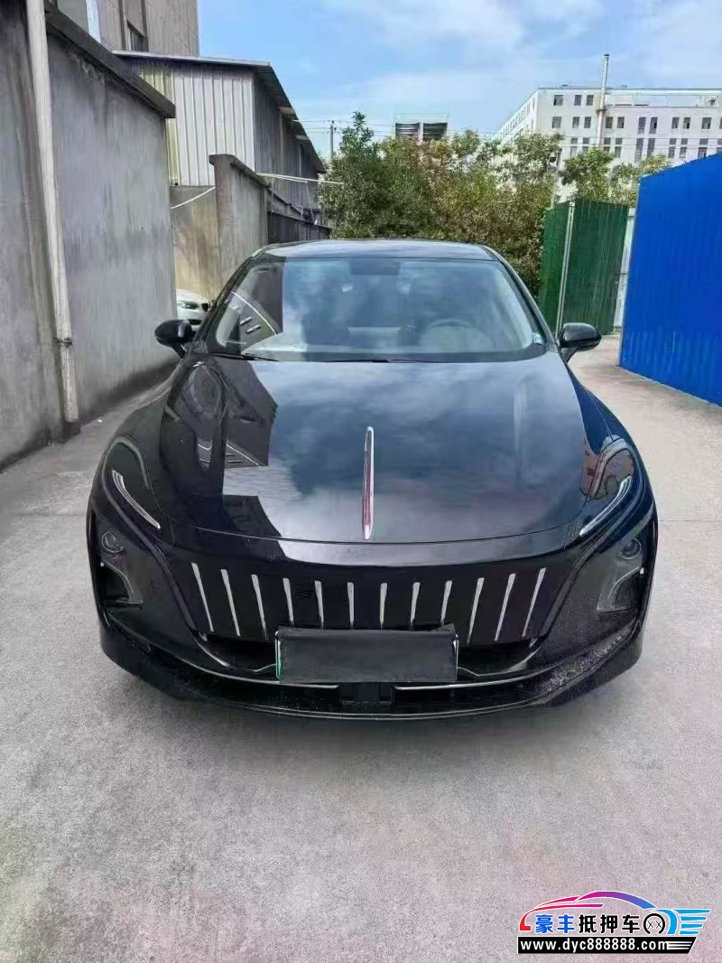 25年红旗EQM5轿车抵押车出售