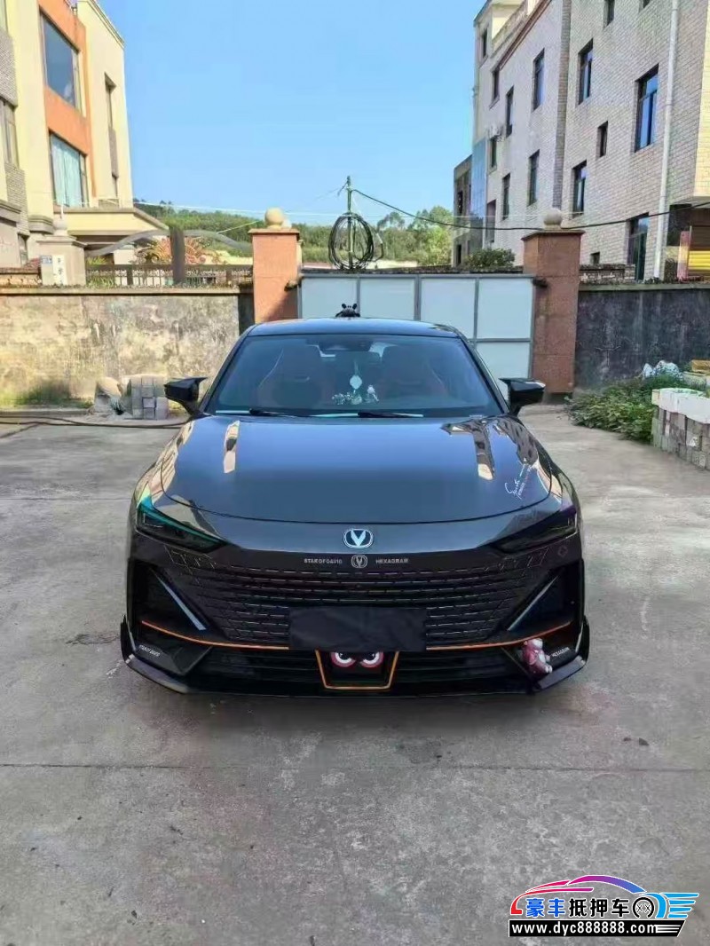 24年长安长安UNI轿车抵押车出售