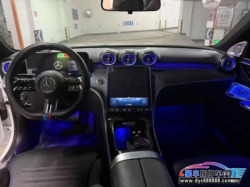 22年奔驰C轿车抵押车出售