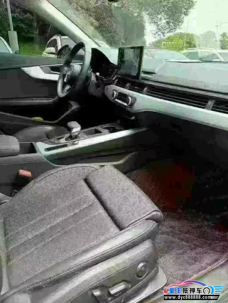 23年奥迪A4L轿车抵押车出售