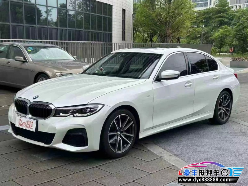 20年宝马3系轿车抵押车出售