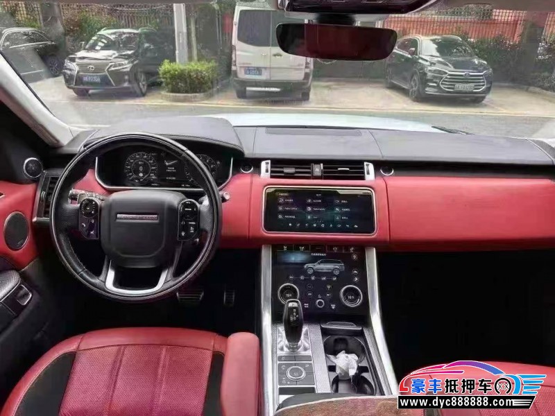 22年路虎揽胜运动轿车抵押车出售