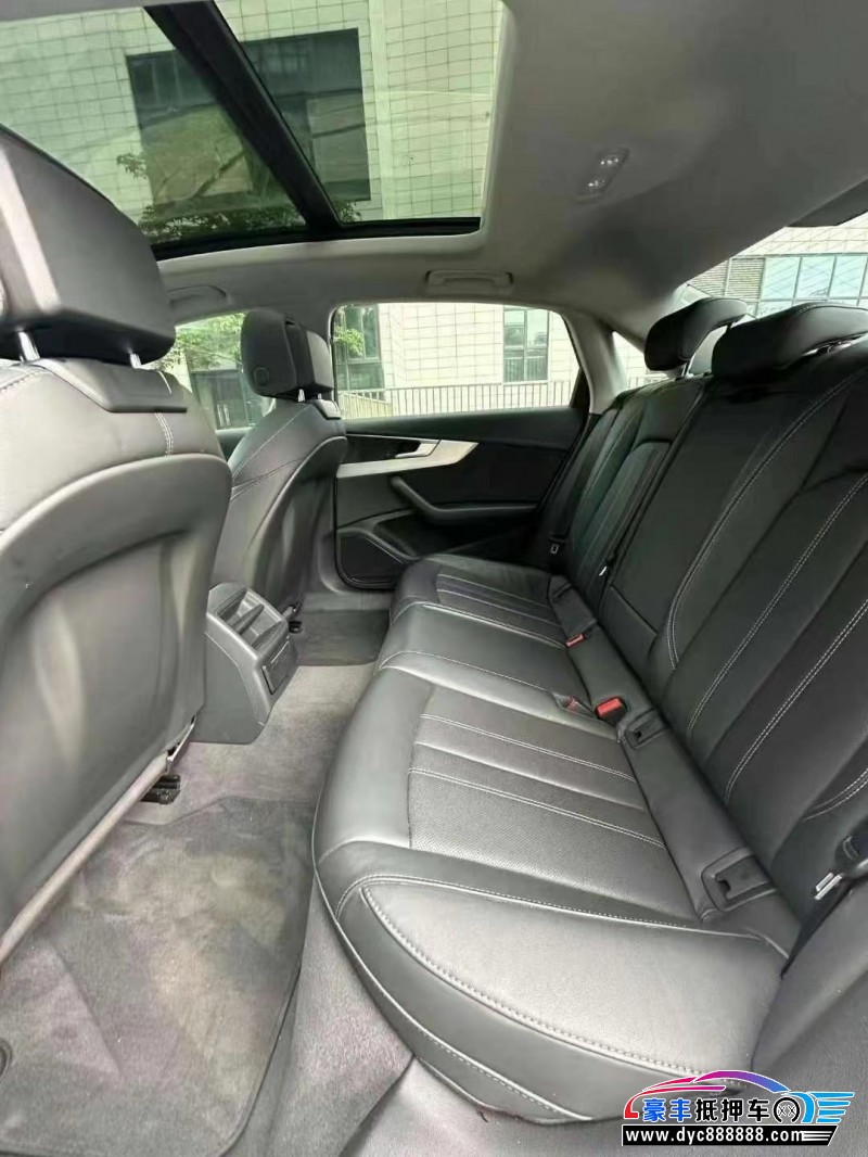 23年奥迪A4L轿车抵押车出售