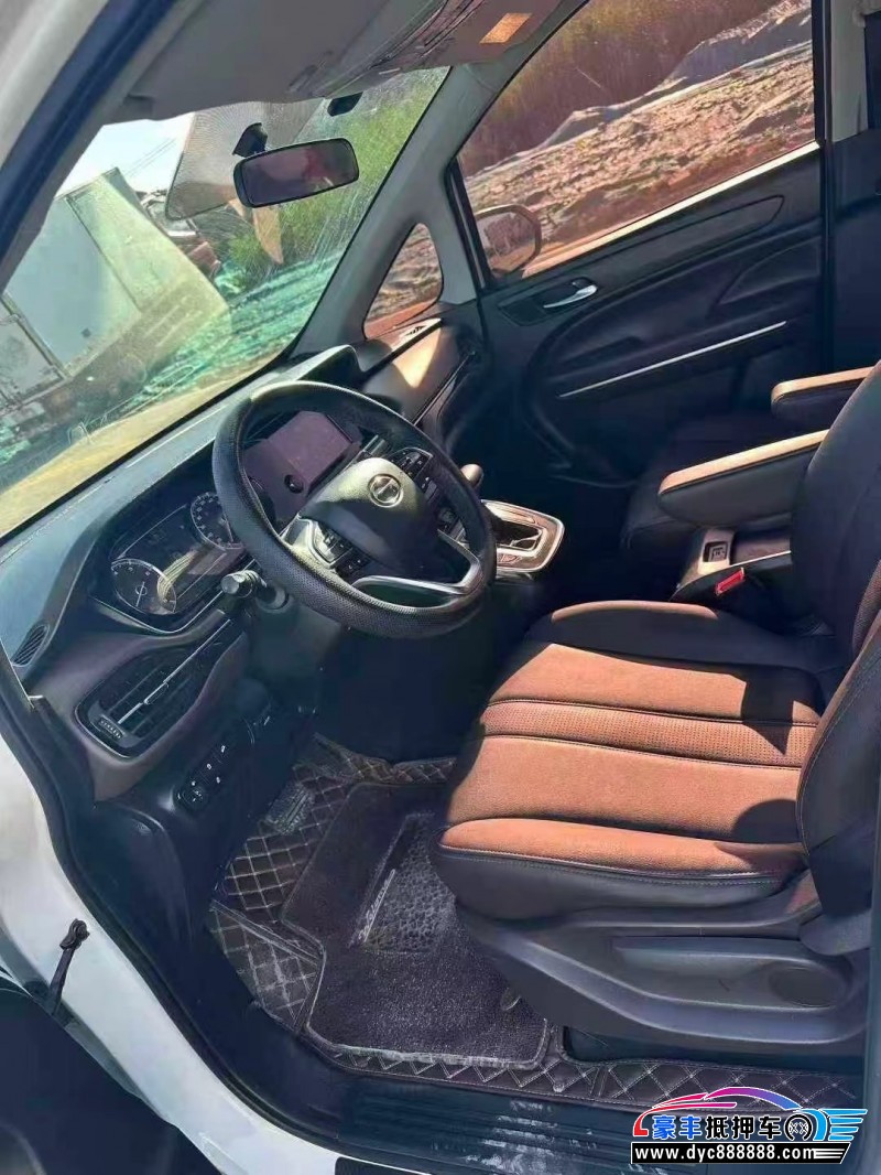 19年传祺m6轿车抵押车出售