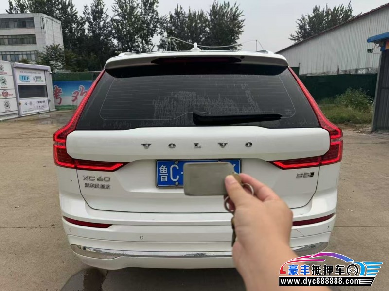 22年沃尔沃XC60轿车抵押车出售