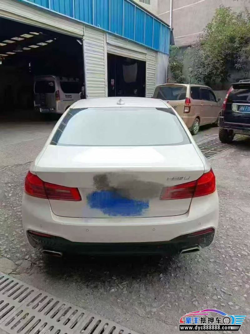 18年宝马5系轿车抵押车出售