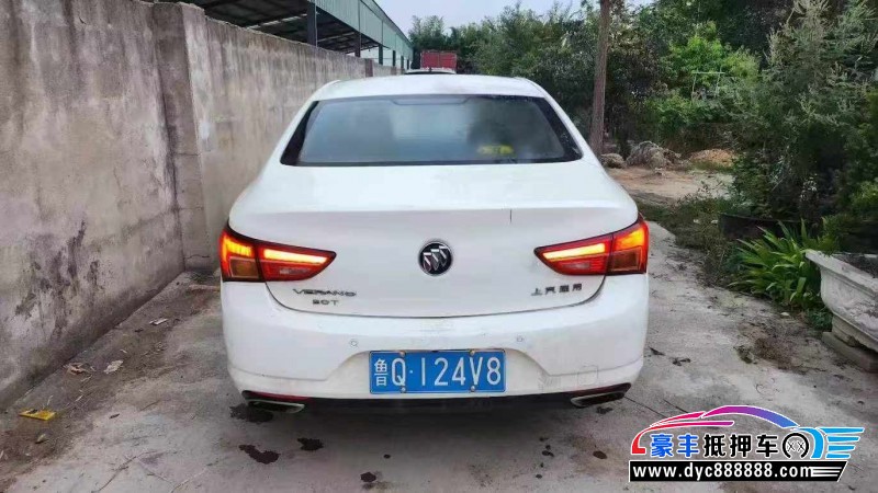 17年别克威朗轿车抵押车出售