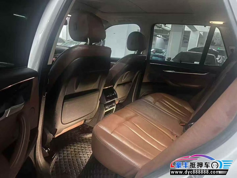 15年宝马X5轿车抵押车出售