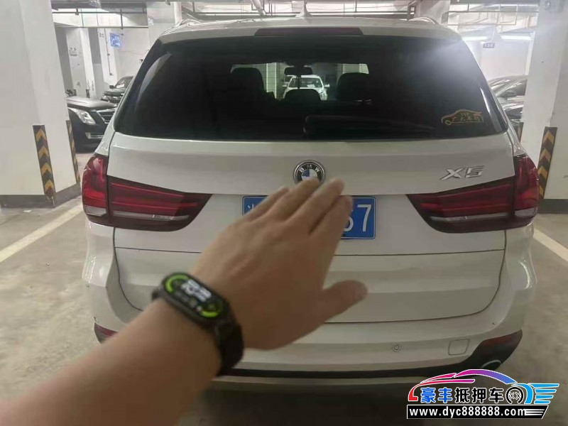 15年宝马X5轿车抵押车出售