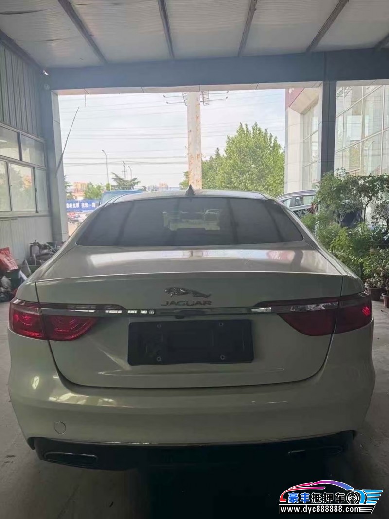 17年捷豹XFL轿车抵押车出售