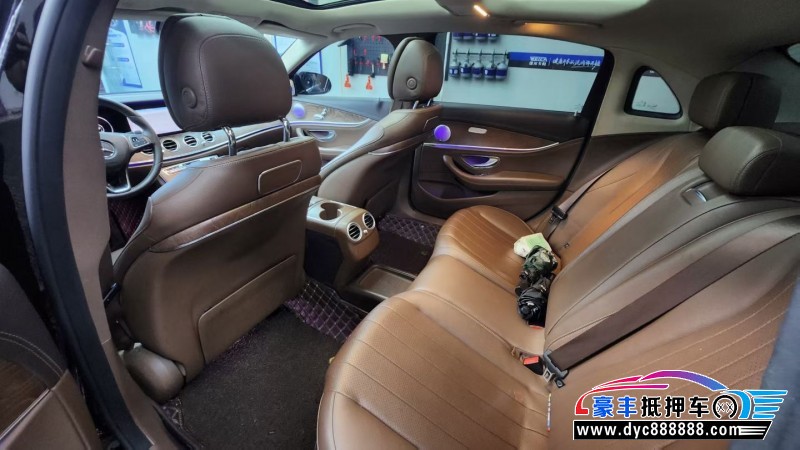 18年奔驰E轿车抵押车出售