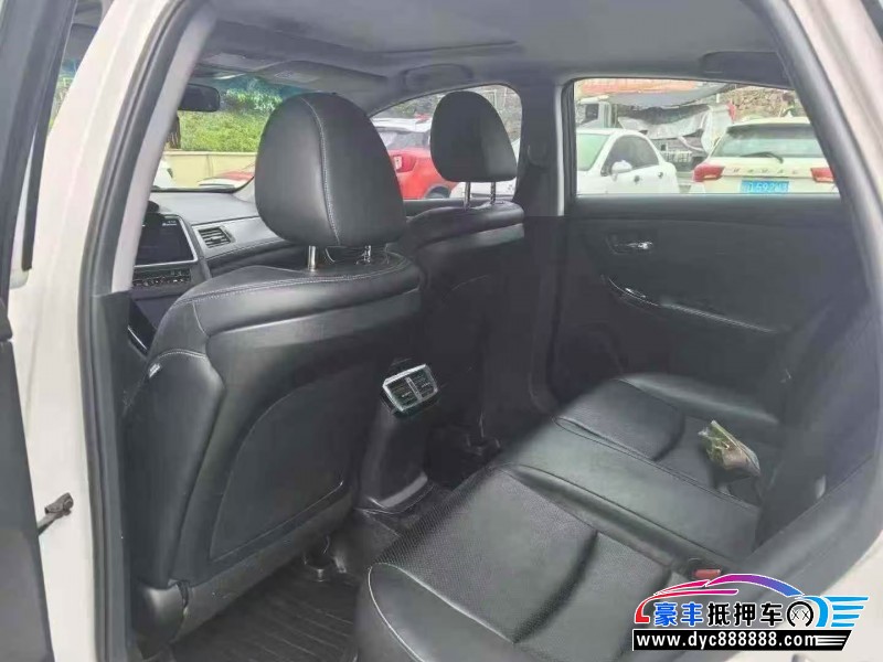 17年本田思铂睿轿车抵押车出售