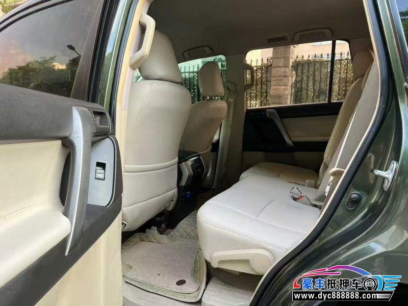 13年丰田普拉多（霸道）轿车抵押车出售